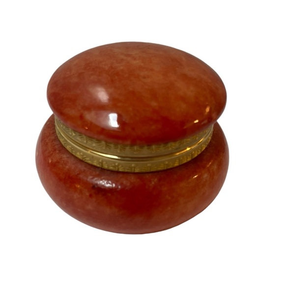Genuine Red Alabaster Hand Carved Round Dresser Trinket Box, Made in Italy - Picture 5 of 6